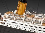 Revell Germany 1/400 RMS Titanic Ocean Liner 100th Anniversary (includes postcards) w/Paint & Glue Kit