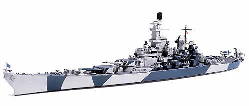 Tamiya Model Ships 1/700 USS Iowa BB61 Battleship Waterline Kit