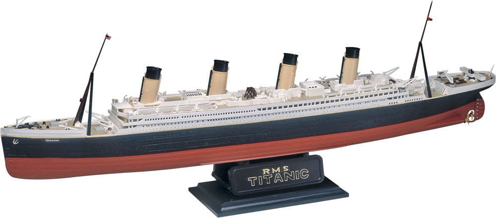 Revell-Monogram Ships  1/570 RMS Titanic Plastic Model Kit