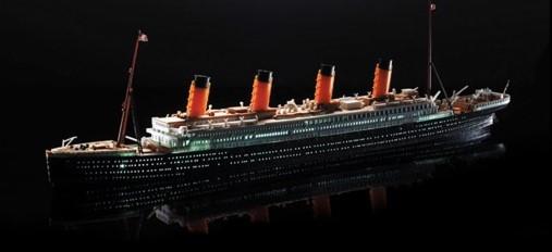 Academy Ships 1/700 R.M.S. Titanic w/Led Set MCP Kit