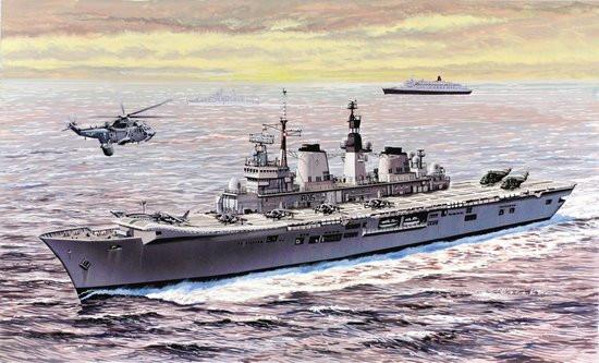 Cyber-Hobby Ships 1/700 HMS Invincible Light Aircraft