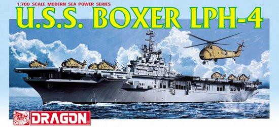 Dragon Model Ships 1/700 USS Boxer LPH4 Helicopter Carrier Kit